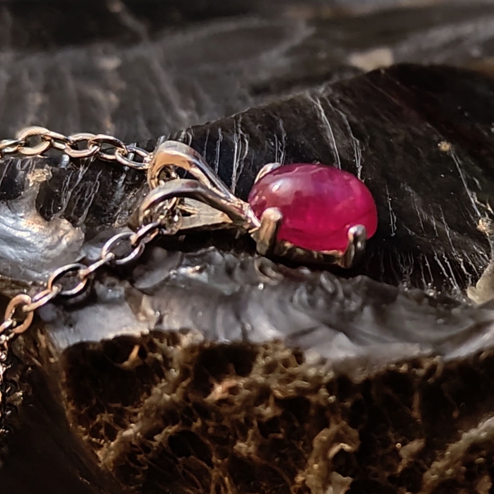 Mozambique Ruby Gemstone Silver Pendant Necklace - image 2